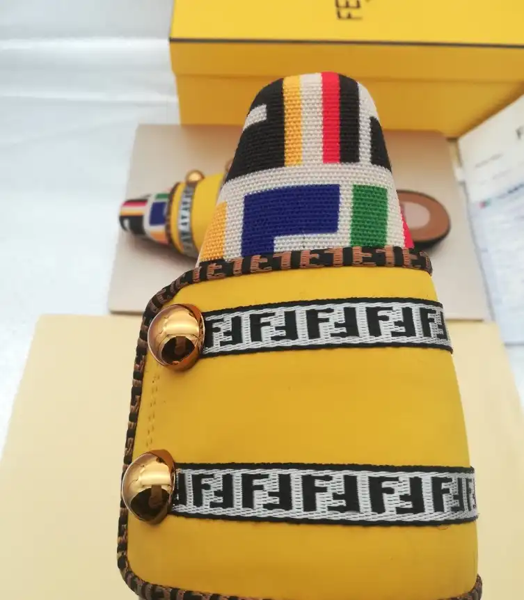 hype Fendi Slippers