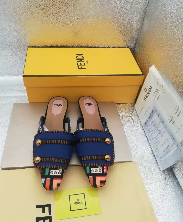 hype Fendi Slippers