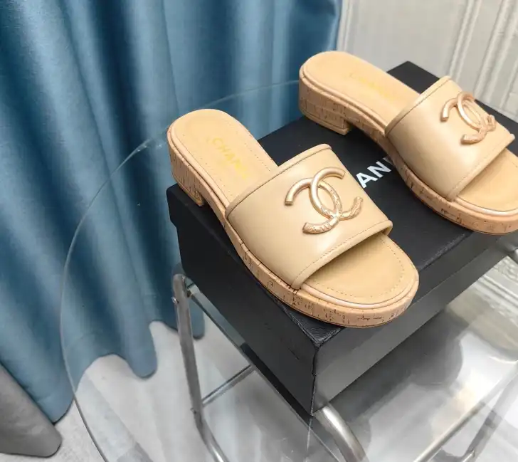 hype Chanel Slippers