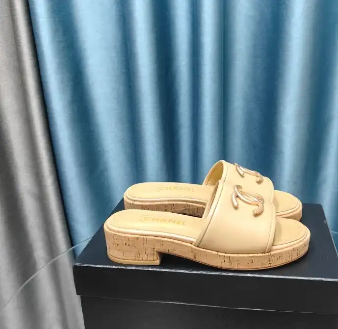 hype Chanel Slippers