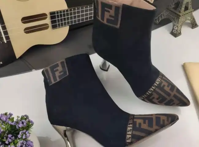 hype Fendi Boots