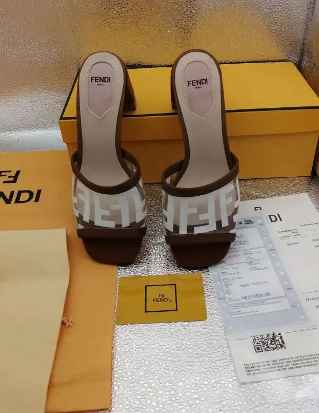 hype Fendi Slippers