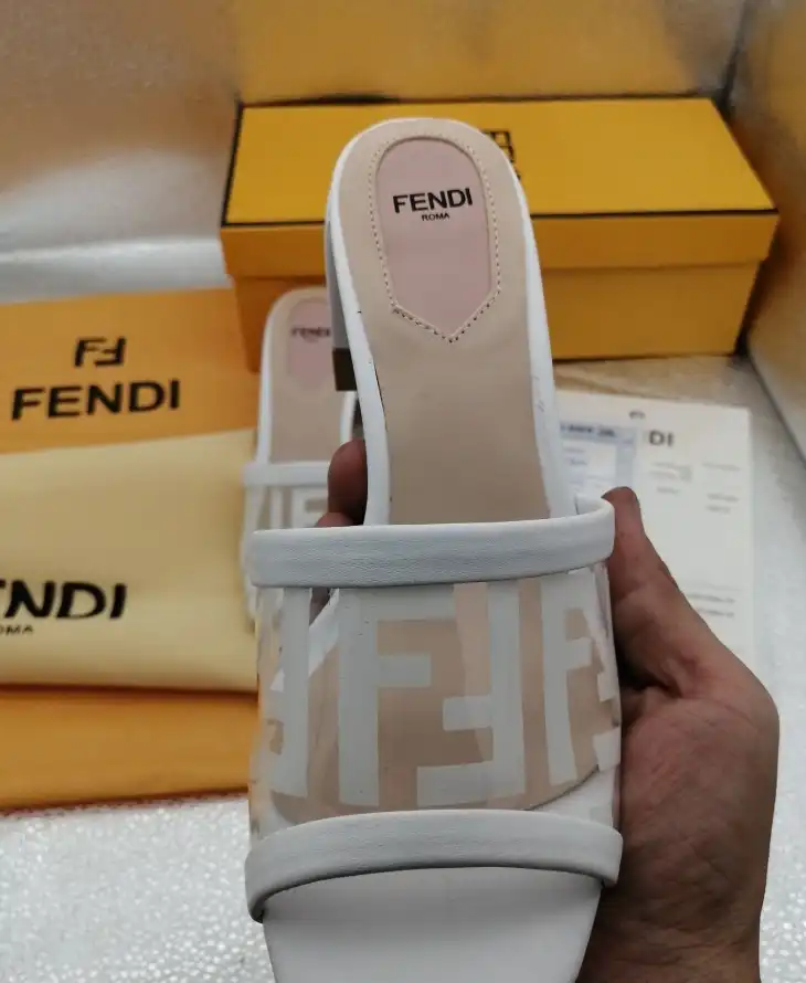 hype Fendi Slippers