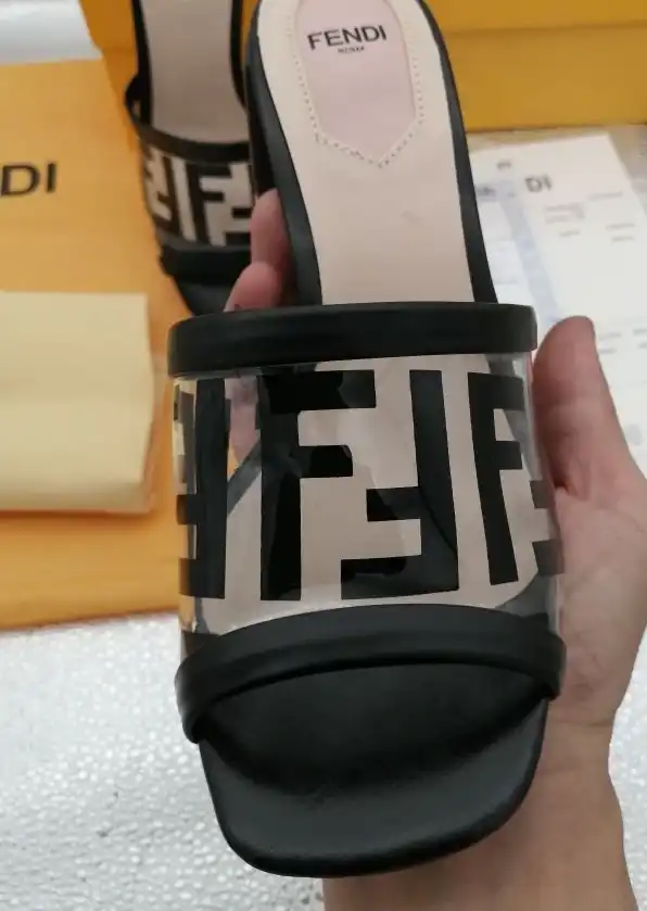 hype Fendi Slippers