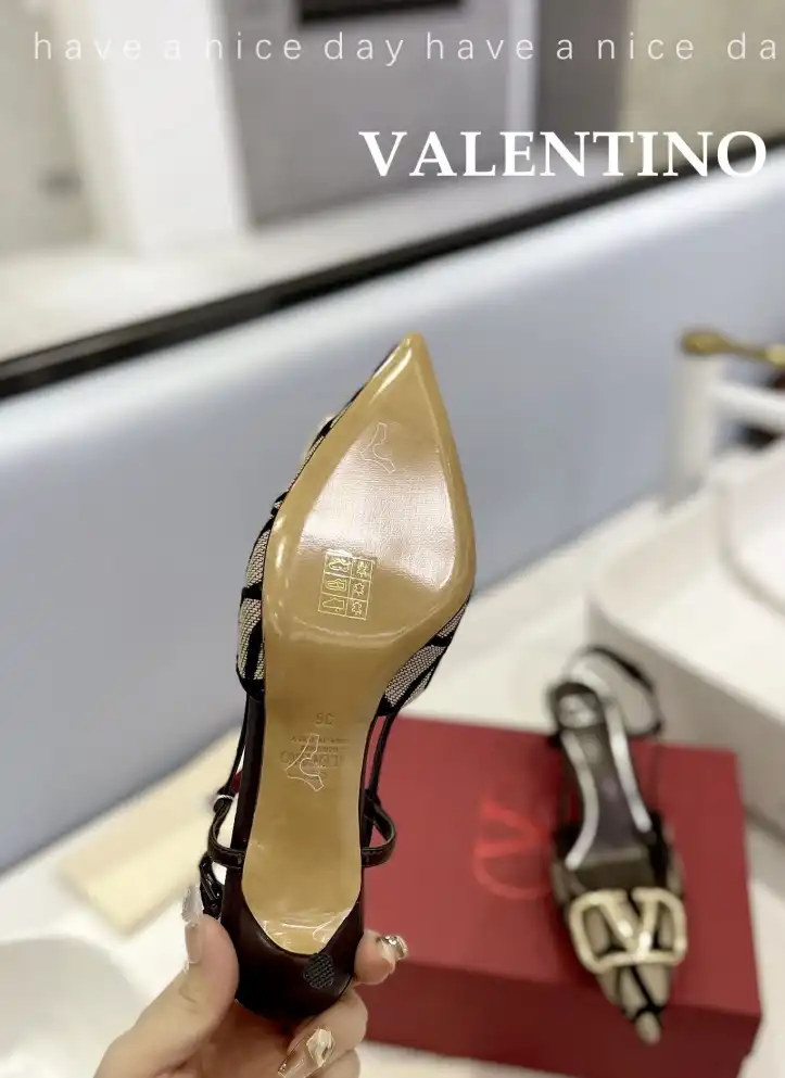 hype Valentino High Heels