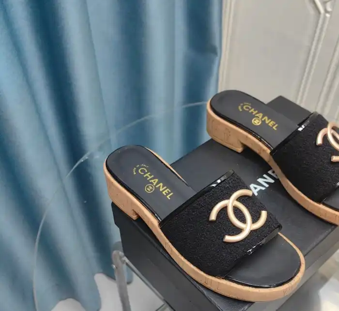 hype Chanel Slippers