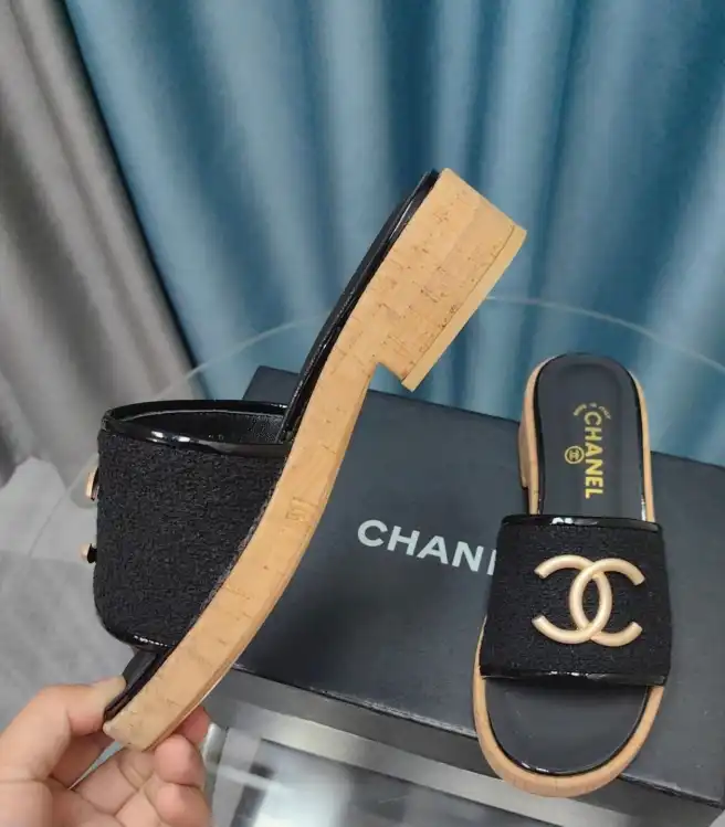 hype Chanel Slippers