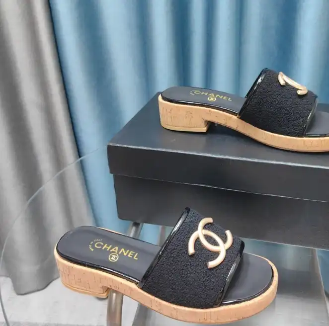 hype Chanel Slippers