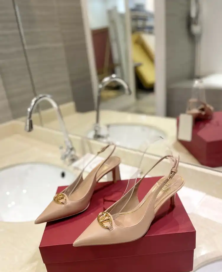 hype Valentino High Heels