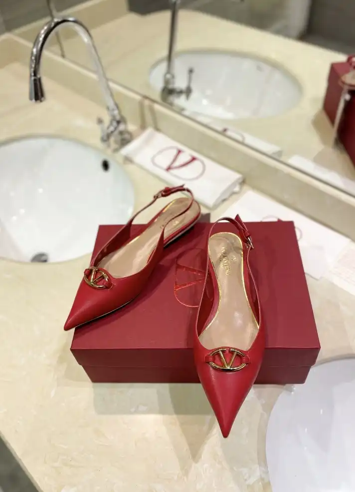 hype Valentino High Heels