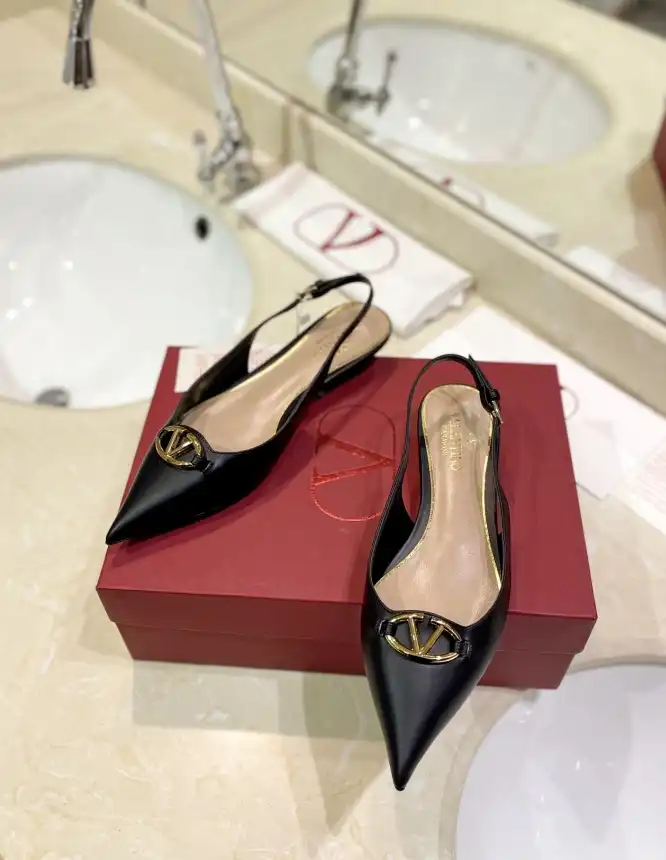 hype Valentino High Heels