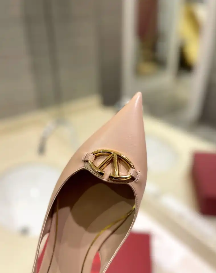 hype Valentino High Heels