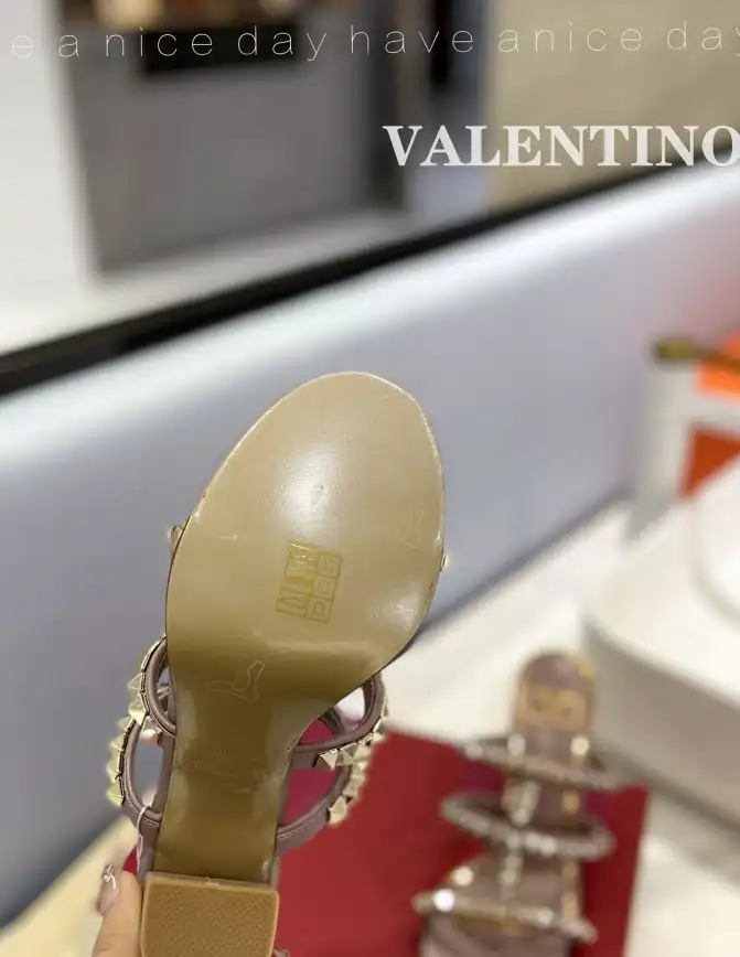 hype Valentino Slippers