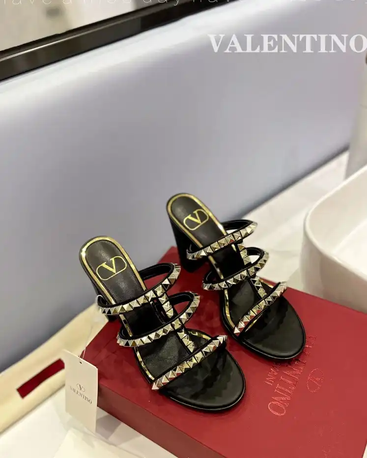 hype Valentino Slippers