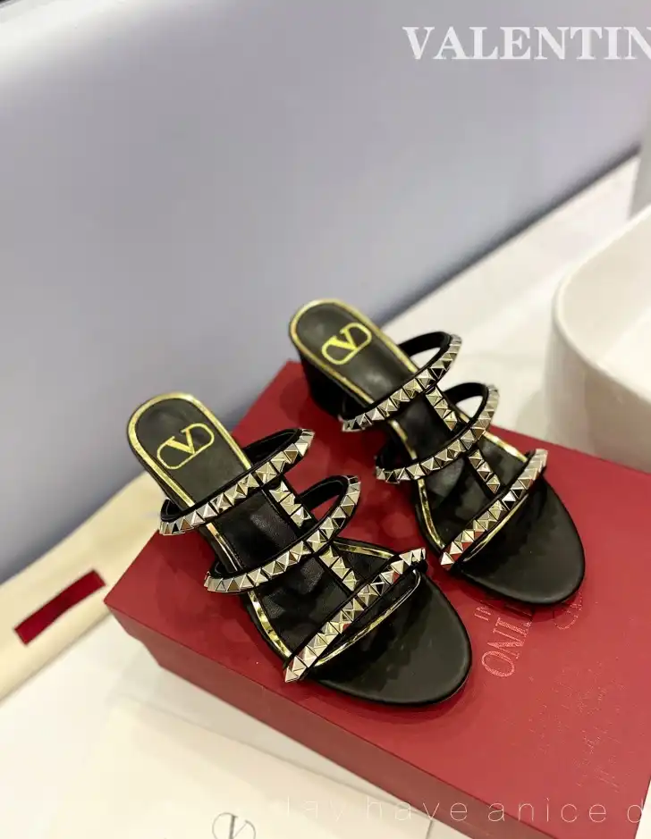 hype Valentino Slippers