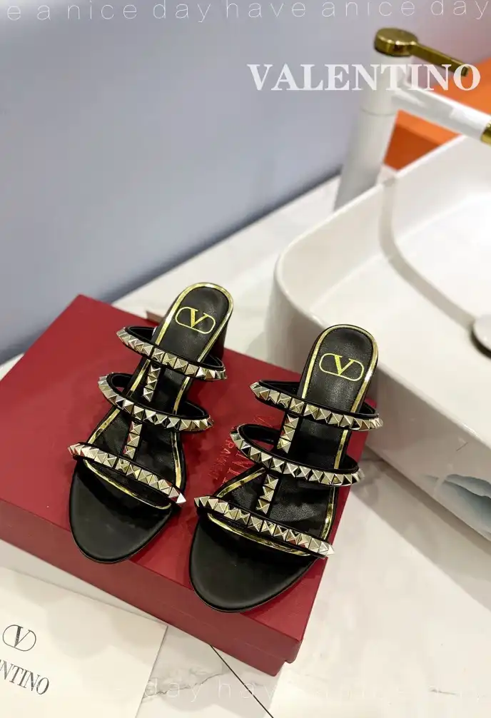 hype Valentino Slippers