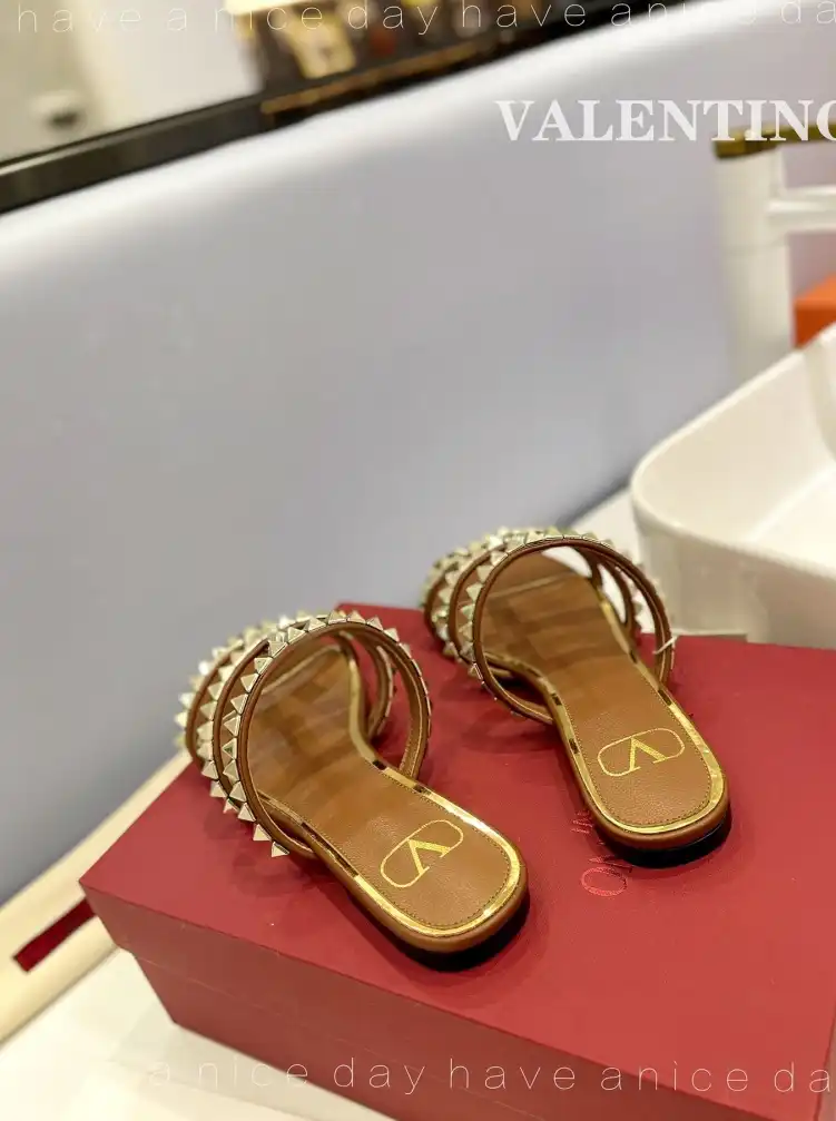 hype Valentino Slippers