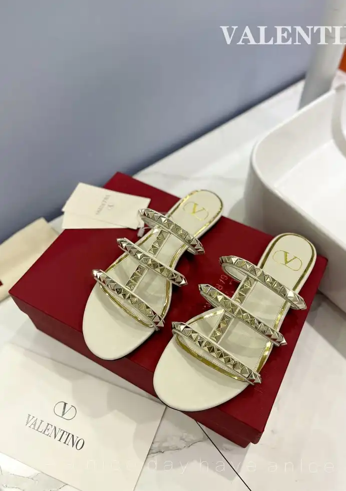 hype Valentino Slippers