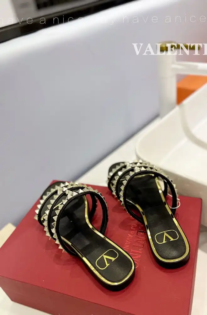 hype Valentino Slippers