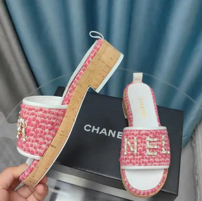 hype Chanel Slippers