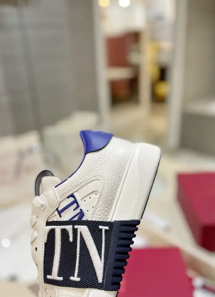 hype Valentino Casual Shoes