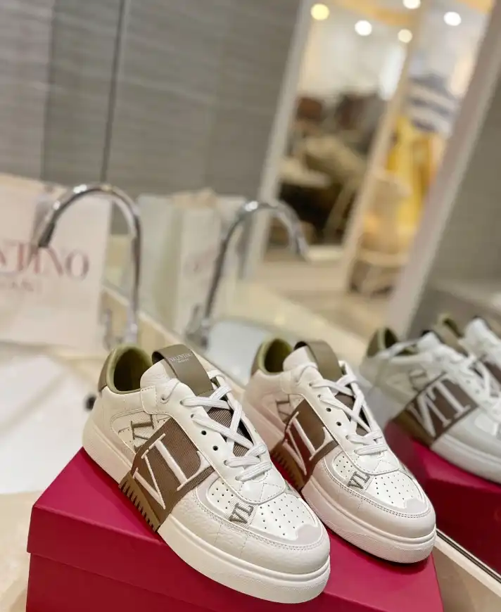 hype Valentino Casual Shoes