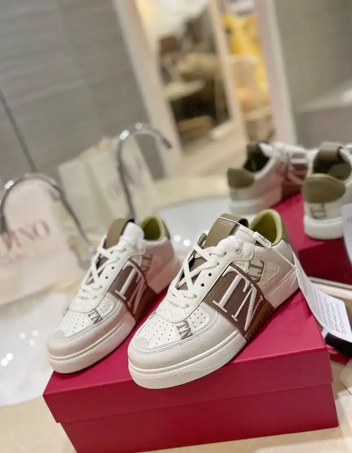 hype Valentino Casual Shoes