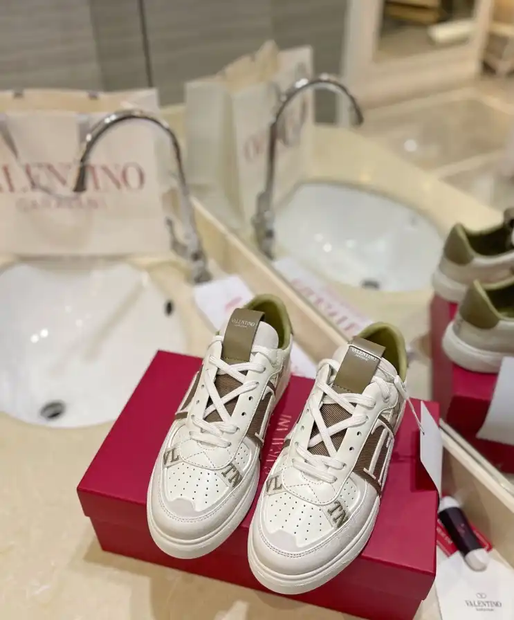 hype Valentino Casual Shoes