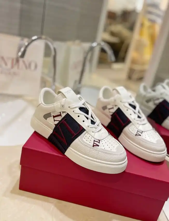 hype Valentino Casual Shoes