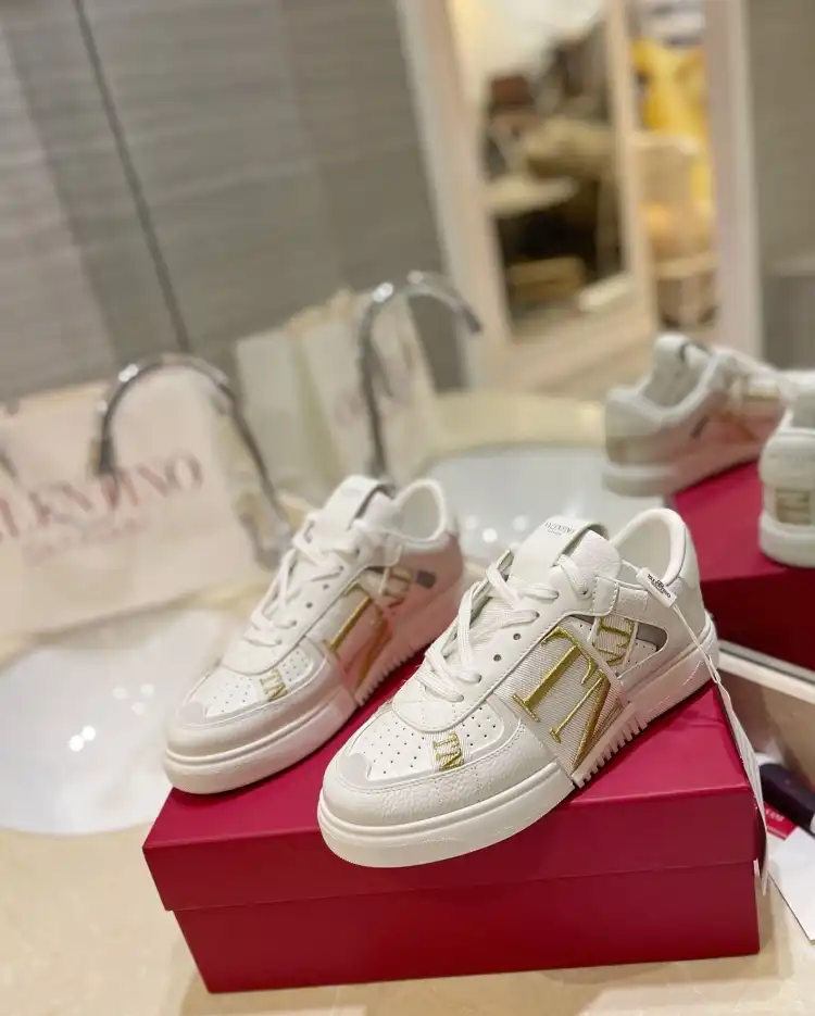 hype Valentino Casual Shoes