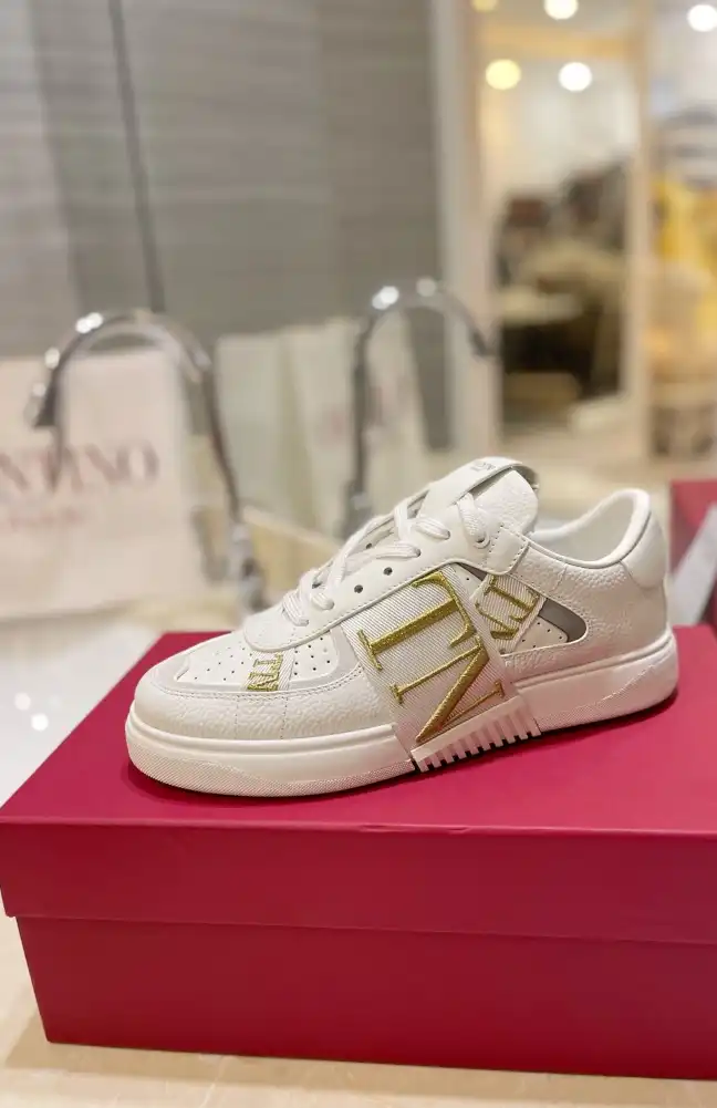 hype Valentino Casual Shoes