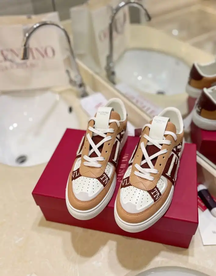 hype Valentino Casual Shoes