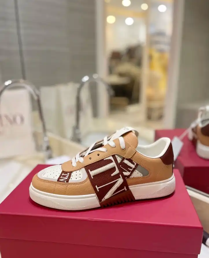 hype Valentino Casual Shoes