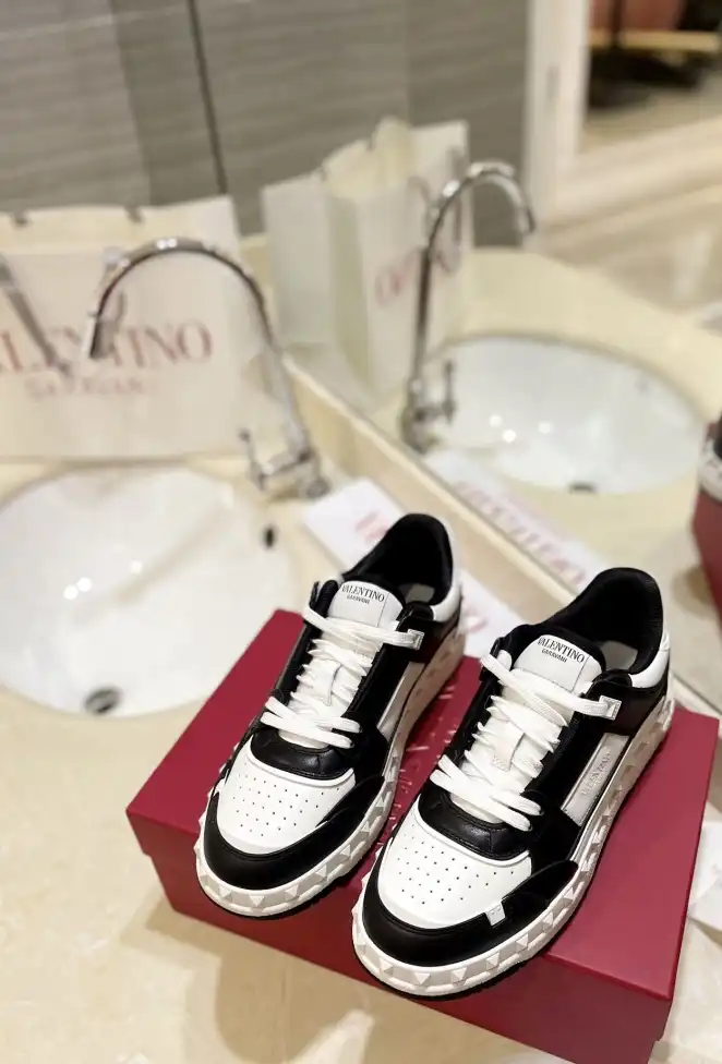 hype Valentino Casual Shoes