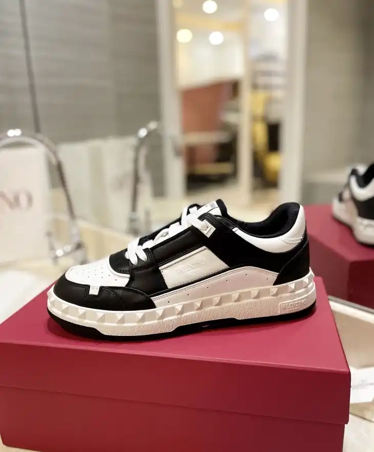 hype Valentino Casual Shoes