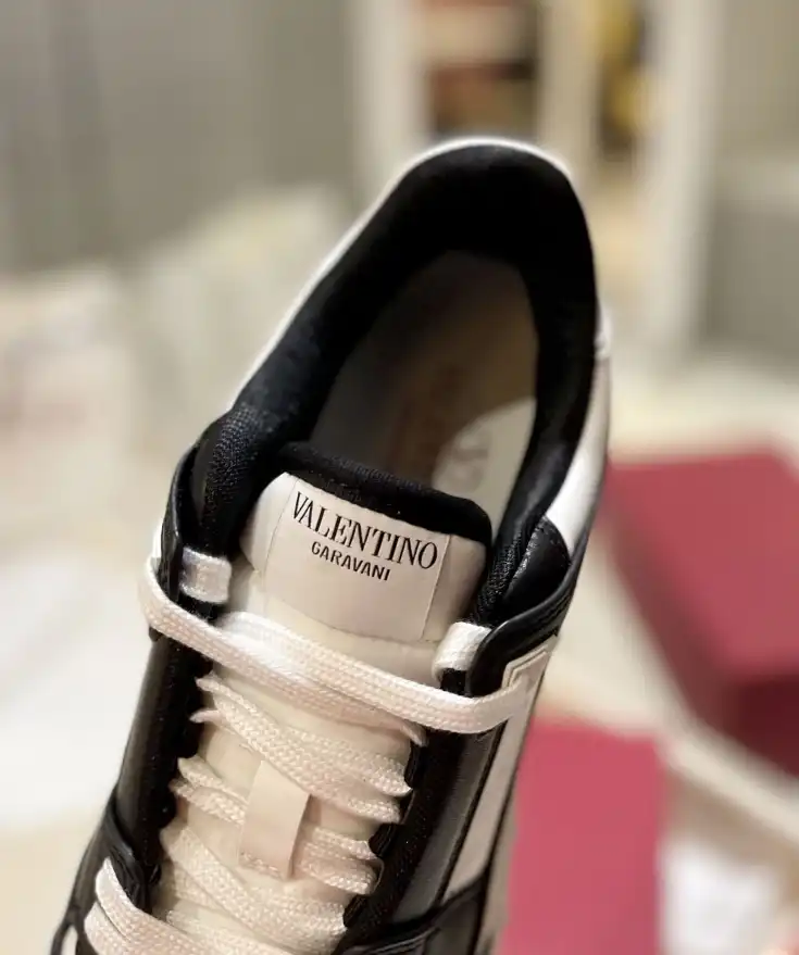 hype Valentino Casual Shoes