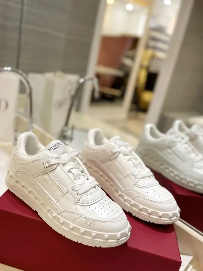 hype Valentino Casual Shoes