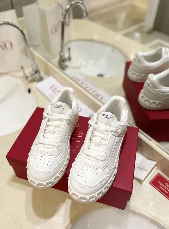 hype Valentino Casual Shoes