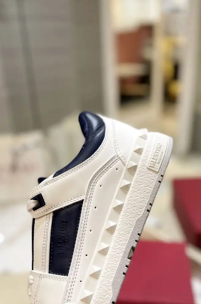 hype Valentino Casual Shoes