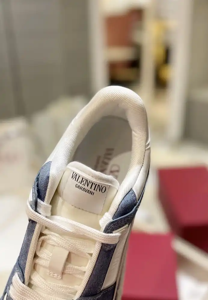 hype Valentino Casual Shoes