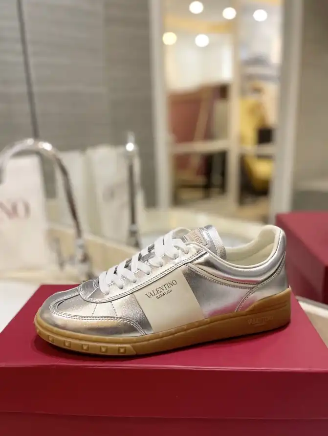 hype Valentino Casual Shoes