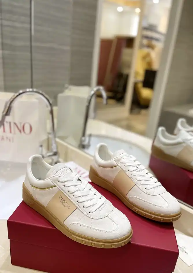 hype Valentino Casual Shoes