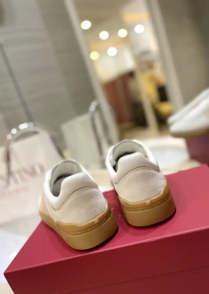 hype Valentino Casual Shoes