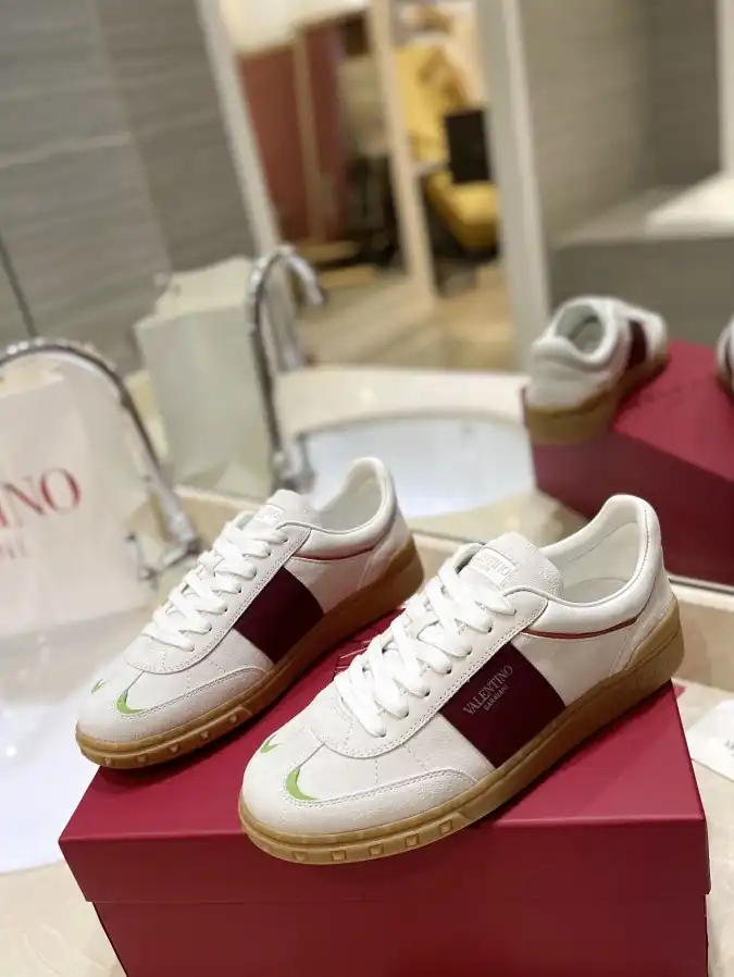 hype Valentino Casual Shoes