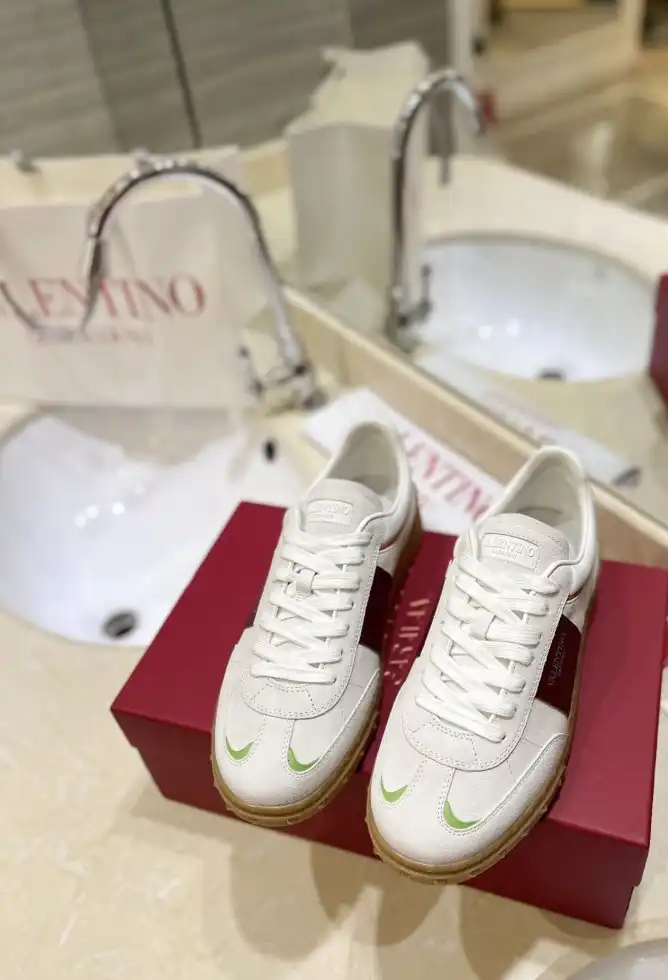 hype Valentino Casual Shoes