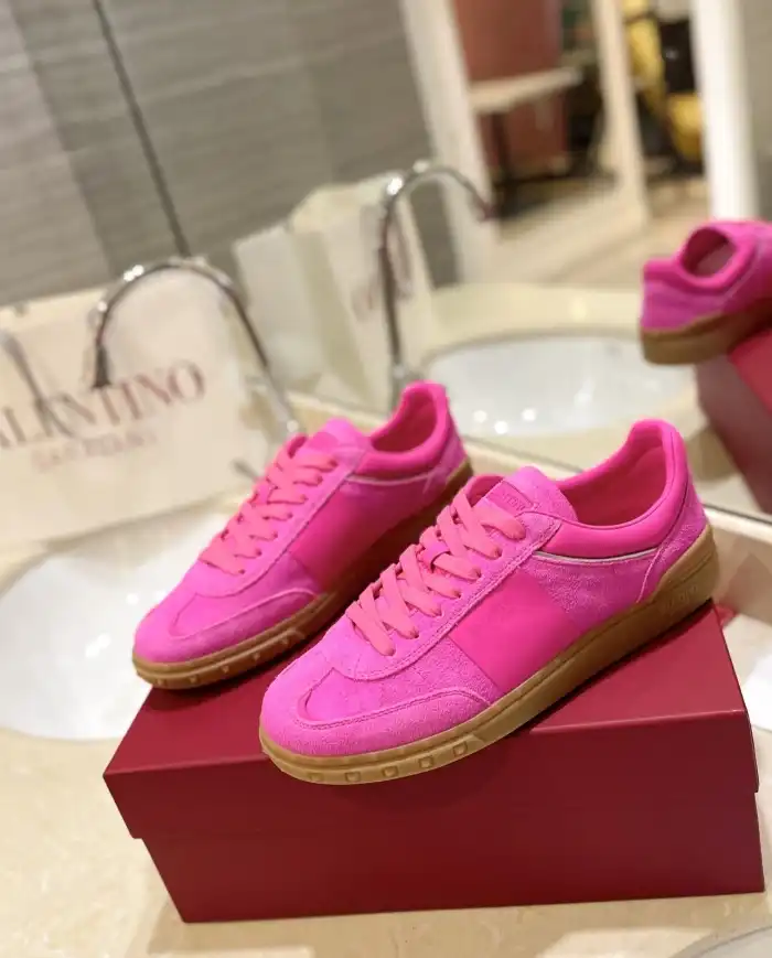 hype Valentino Casual Shoes