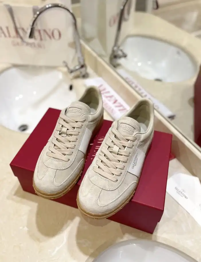 hype Valentino Casual Shoes