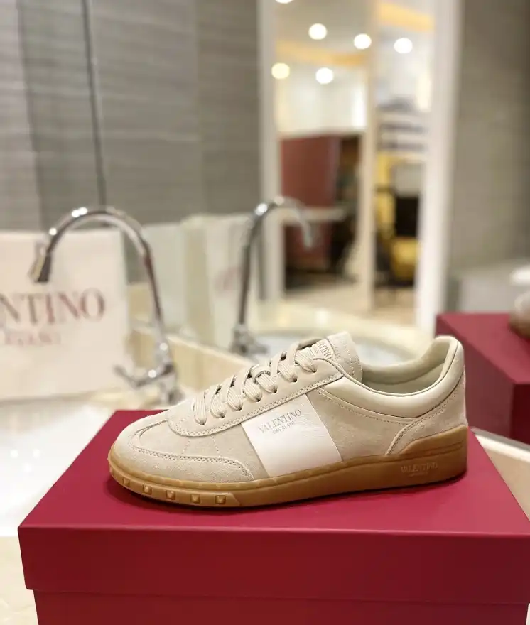 hype Valentino Casual Shoes