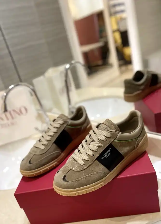 hype Valentino Casual Shoes