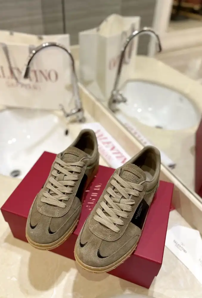 hype Valentino Casual Shoes